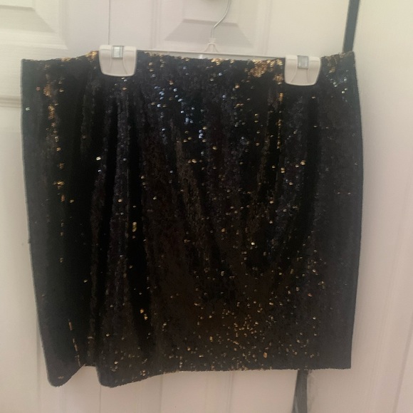 Beautiful Michael Kors skirt - Picture 1 of 3